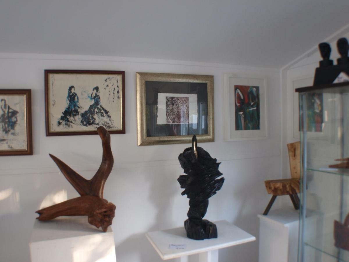 Lakefield Gallery Keel (Mayo) Exterior foto