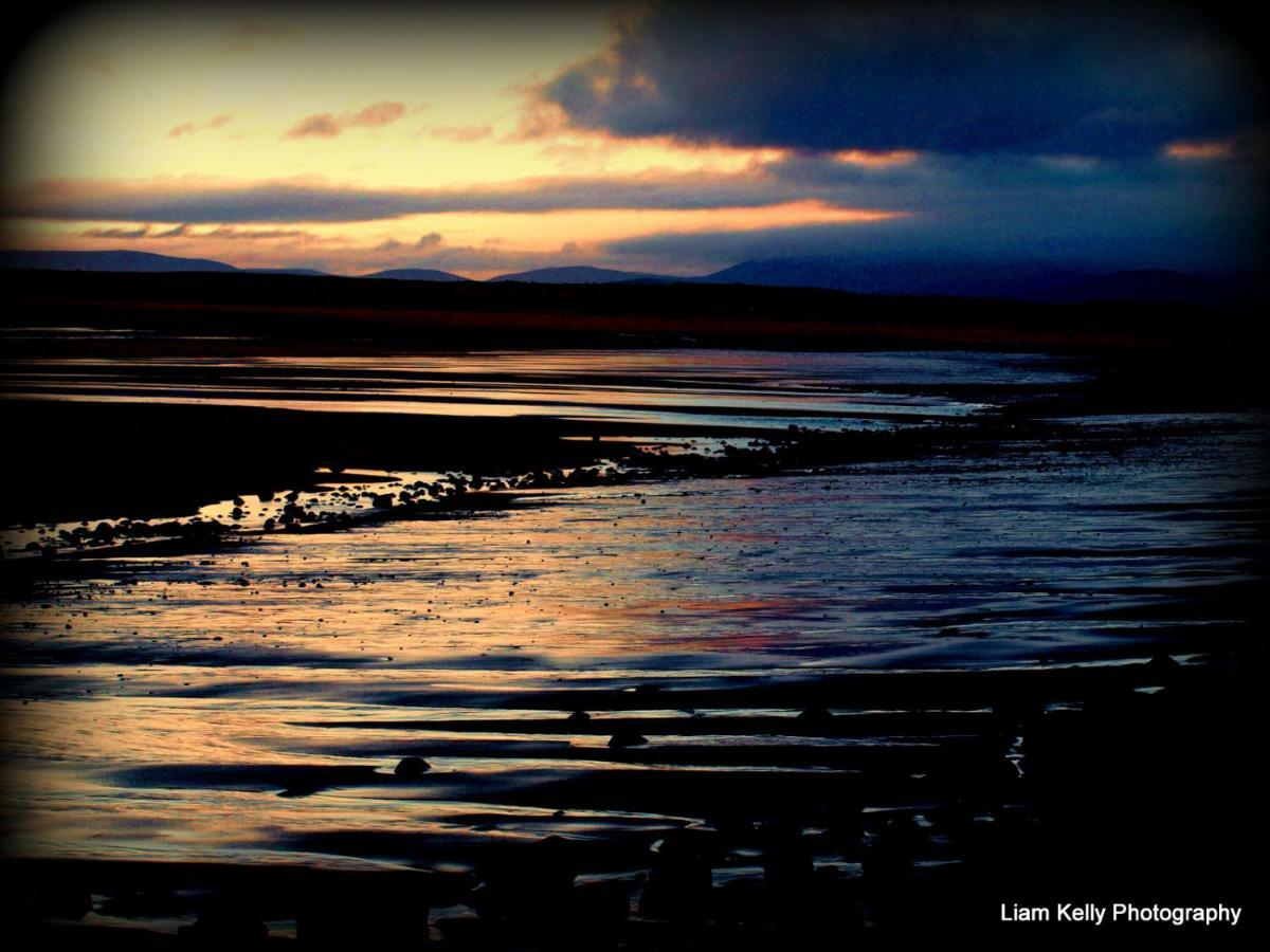 Lakefield Gallery Keel (Mayo) Exterior foto